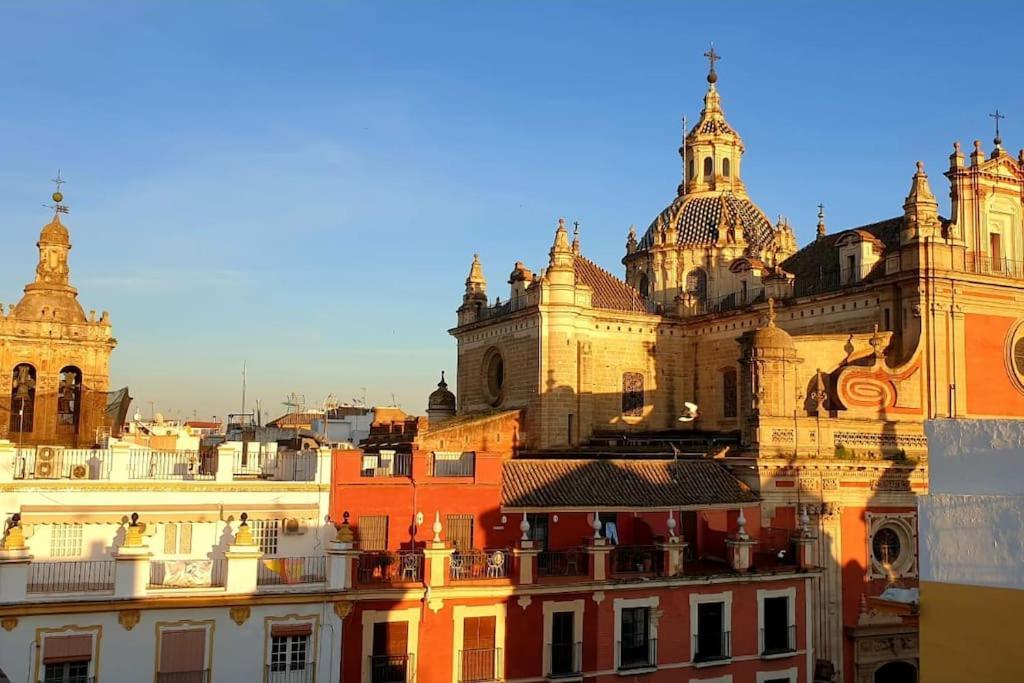 Appartement En La Plaza Del Salvador. *